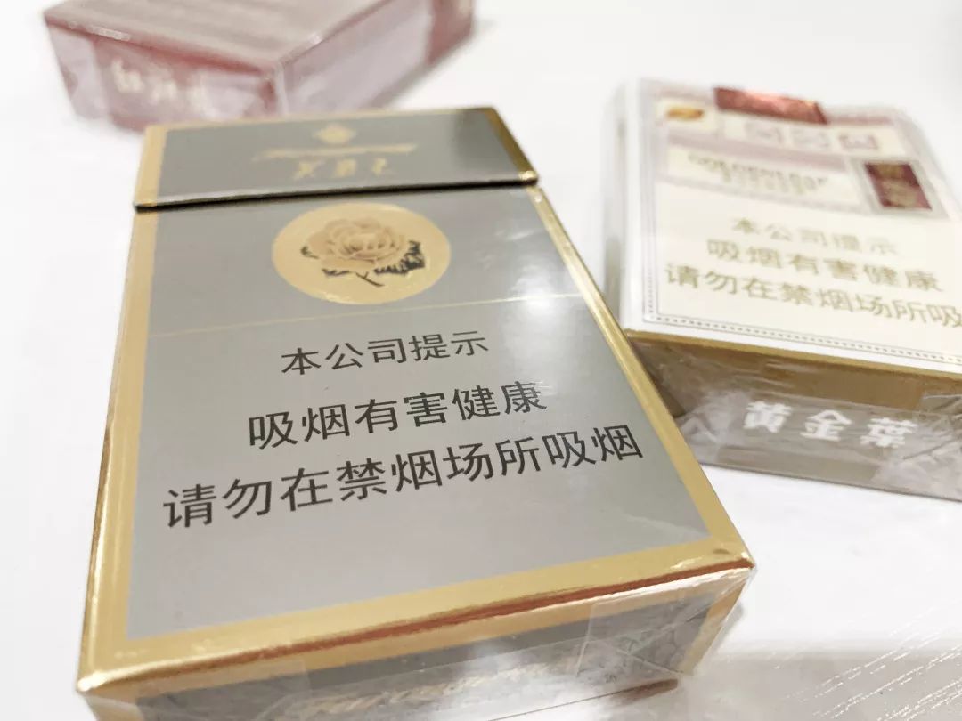 每一个烟盒上面都有 "吸烟有害健康"的字样 但吸烟的真正危害都有