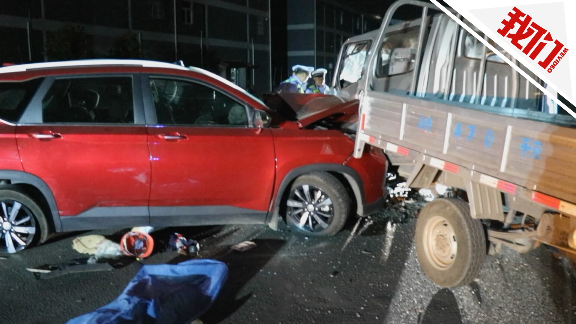 上海高架罕见的车祸-爱卡汽车网论坛