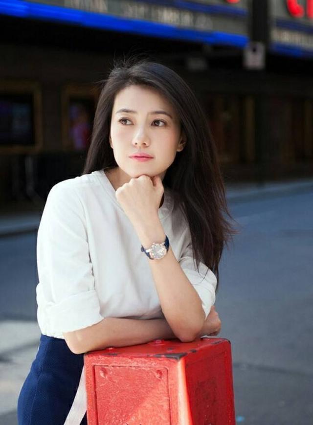 盘点娱乐圈国字脸女星:孙俪大气,高圆圆优雅,而她让人难以抗拒