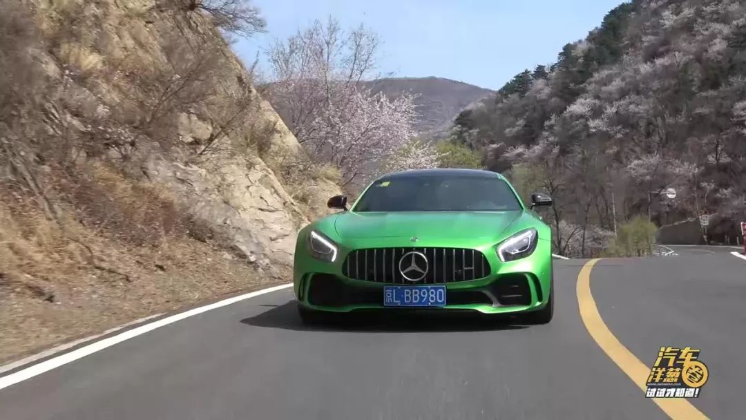 花200万买台超跑却不敢开?!AMG“绿魔”到底多恐怖?-新浪汽车
