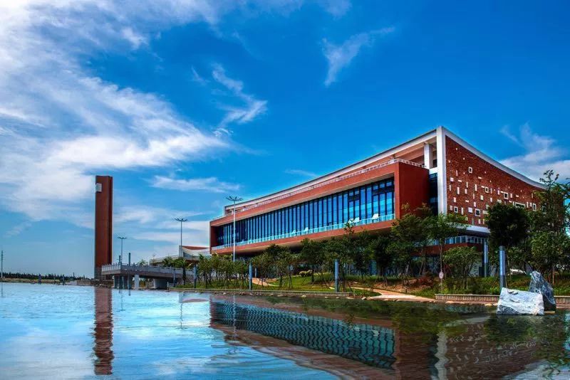 梦想绽放时·福州大学工艺美术学院 | 尚坤塬·2019中国国际大学生