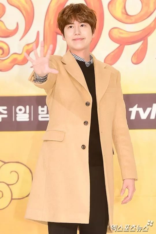 孙东云入伍;oh my girl新曲登音源榜单一位