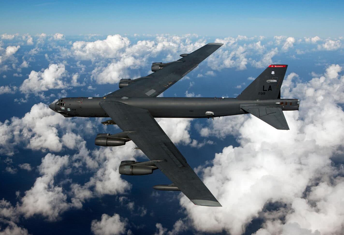 B-52H“同温层堡垒”战略轰炸机（图源：波音公司）