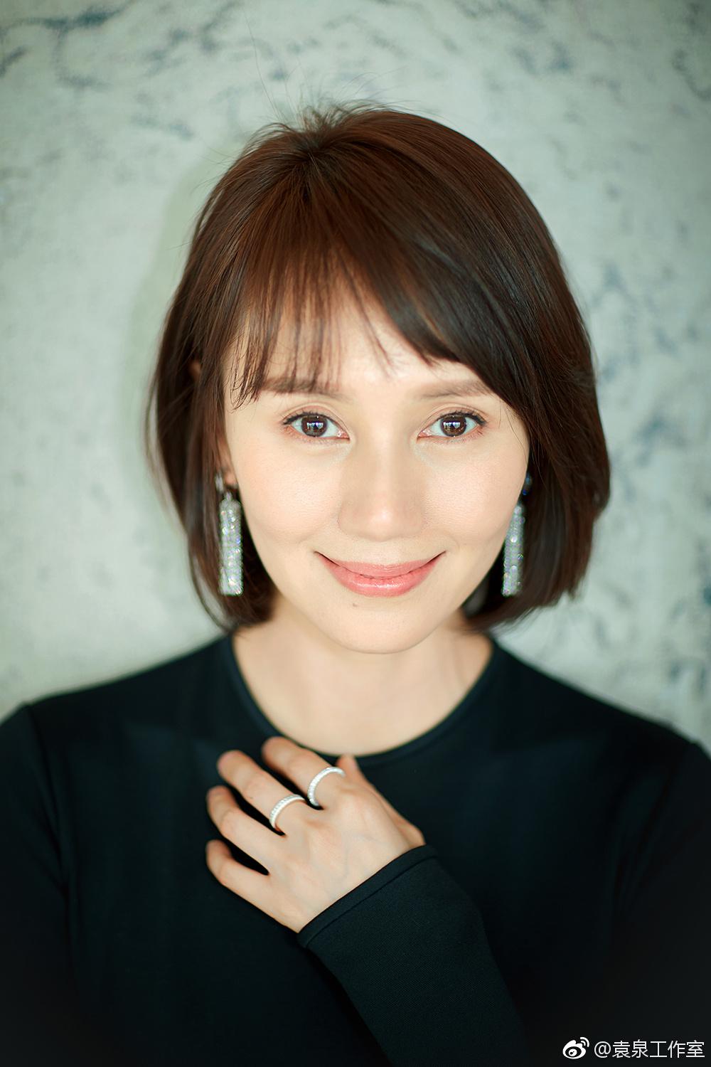 若你才30岁到40岁换对这几款发型不显老摩卡波波头发型更