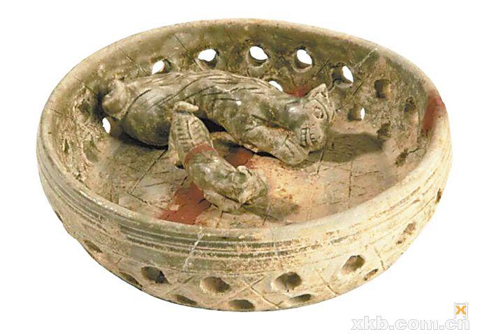 狗》立幅●清 任颐《花荫小犬图》轴●清 郎世宁《竹荫西狑图》轴●清