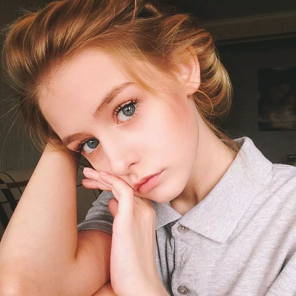 靠颜值爆红ins,圈粉16w 的俄罗斯小仙女,果然720度美名不虚传!