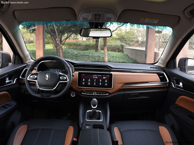 办齐也就10万 七座布局 高颜值高配置 这三款SUV满足你