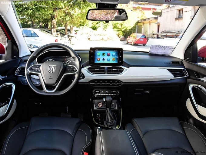 办齐也就10万 七座布局 高颜值高配置 这三款SUV满足你