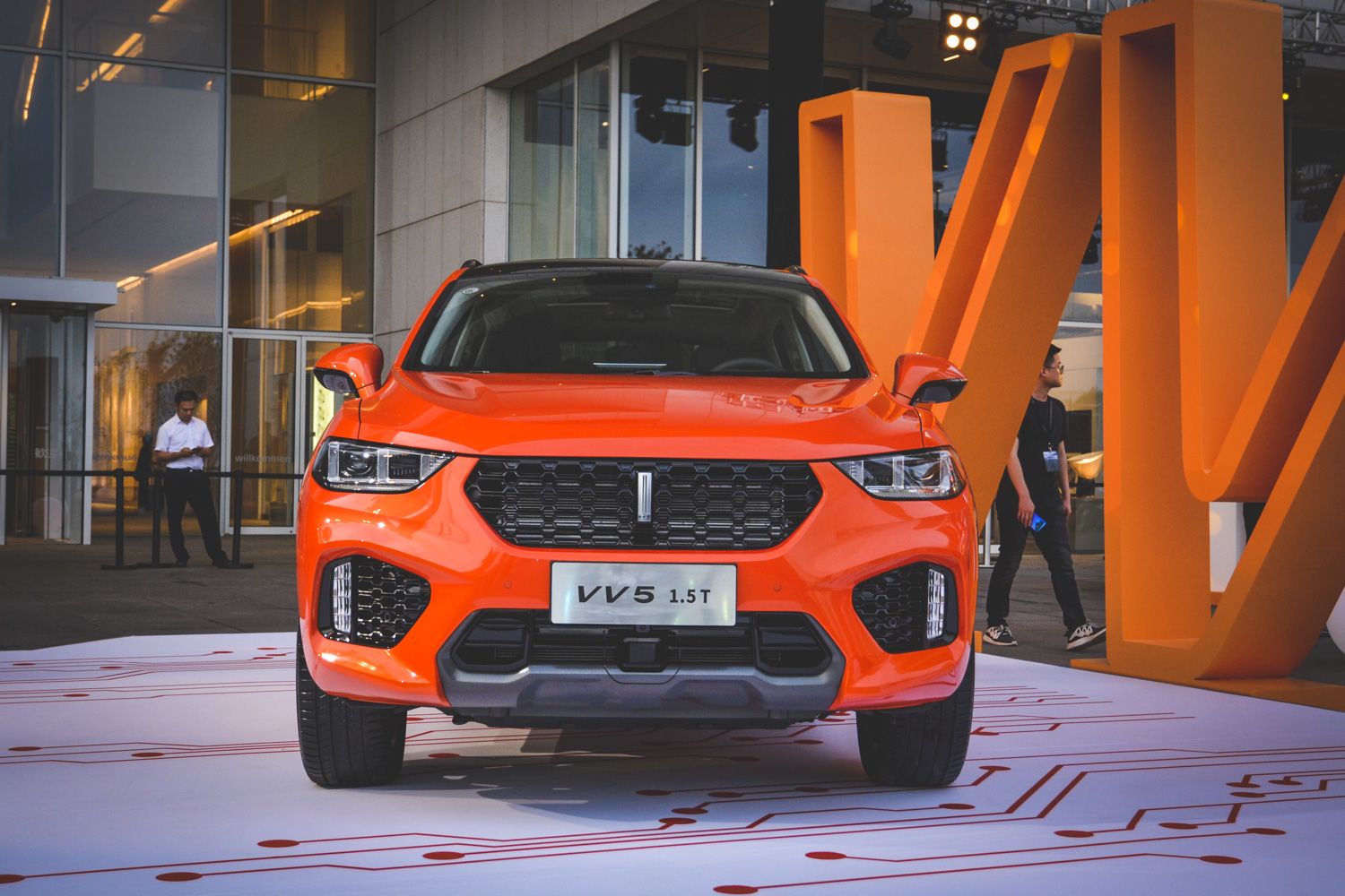 年轻人新宠 wey vv5 1.5t上市售12.58万起-新浪汽车