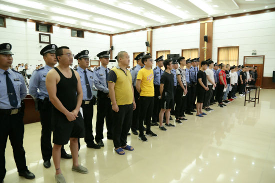 河南鹤壁宣判涉黑案 "义字帮"21名成员获刑