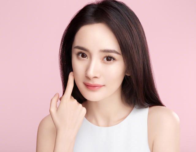 陈赫公开辟谣拔智齿脸没变小,网友:打脸杨幂B