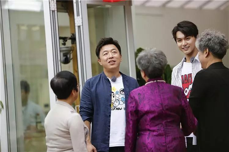 "阿尔兹海默症"因为黄渤这档综艺再次被热搜