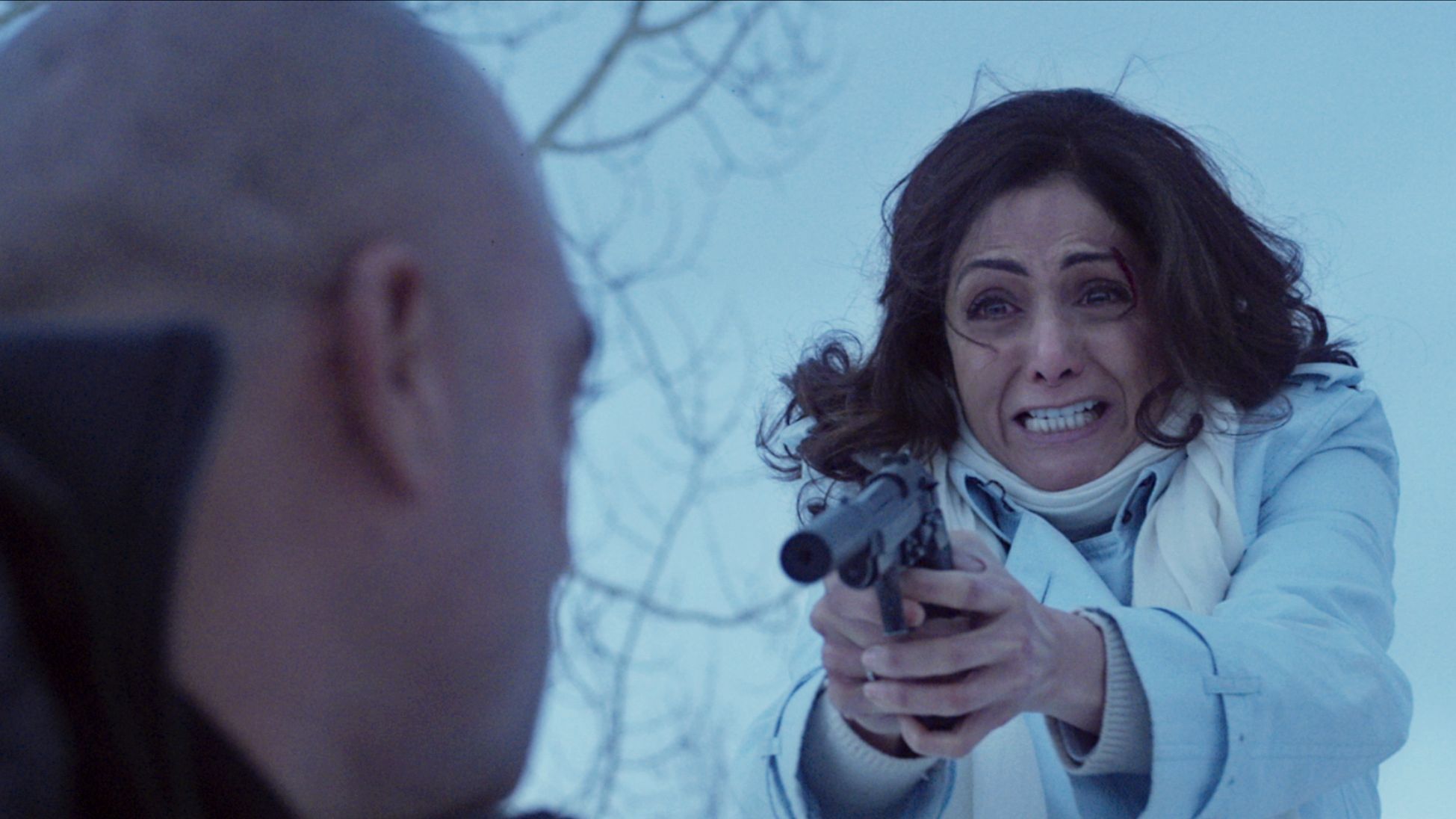 《一个母亲的复仇》改编自印度"德里黑公交"案,但电影没有按真实事件