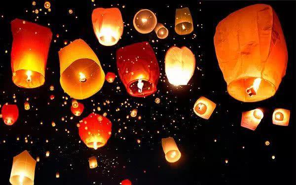 一个荆斗云十万八千种我爱你今年520不容错过