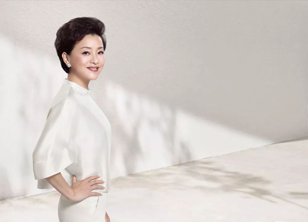 50岁的杨澜:女人的心态,就是她的年龄