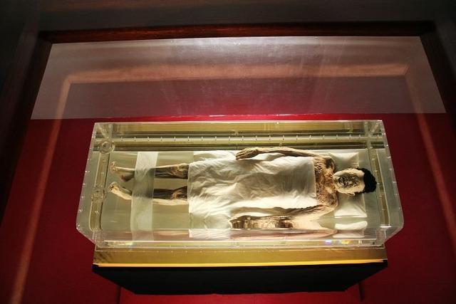 长沙西汉辛追夫人千年栩栩如生解剖发现死因让人意外