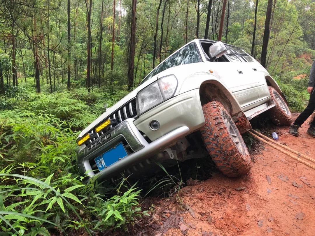 车主访谈买一辆98年的普拉多是个男人都有越野梦