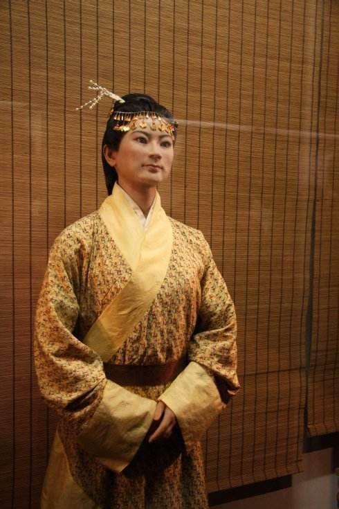 长沙西汉辛追夫人千年栩栩如生解剖发现死因让人意外