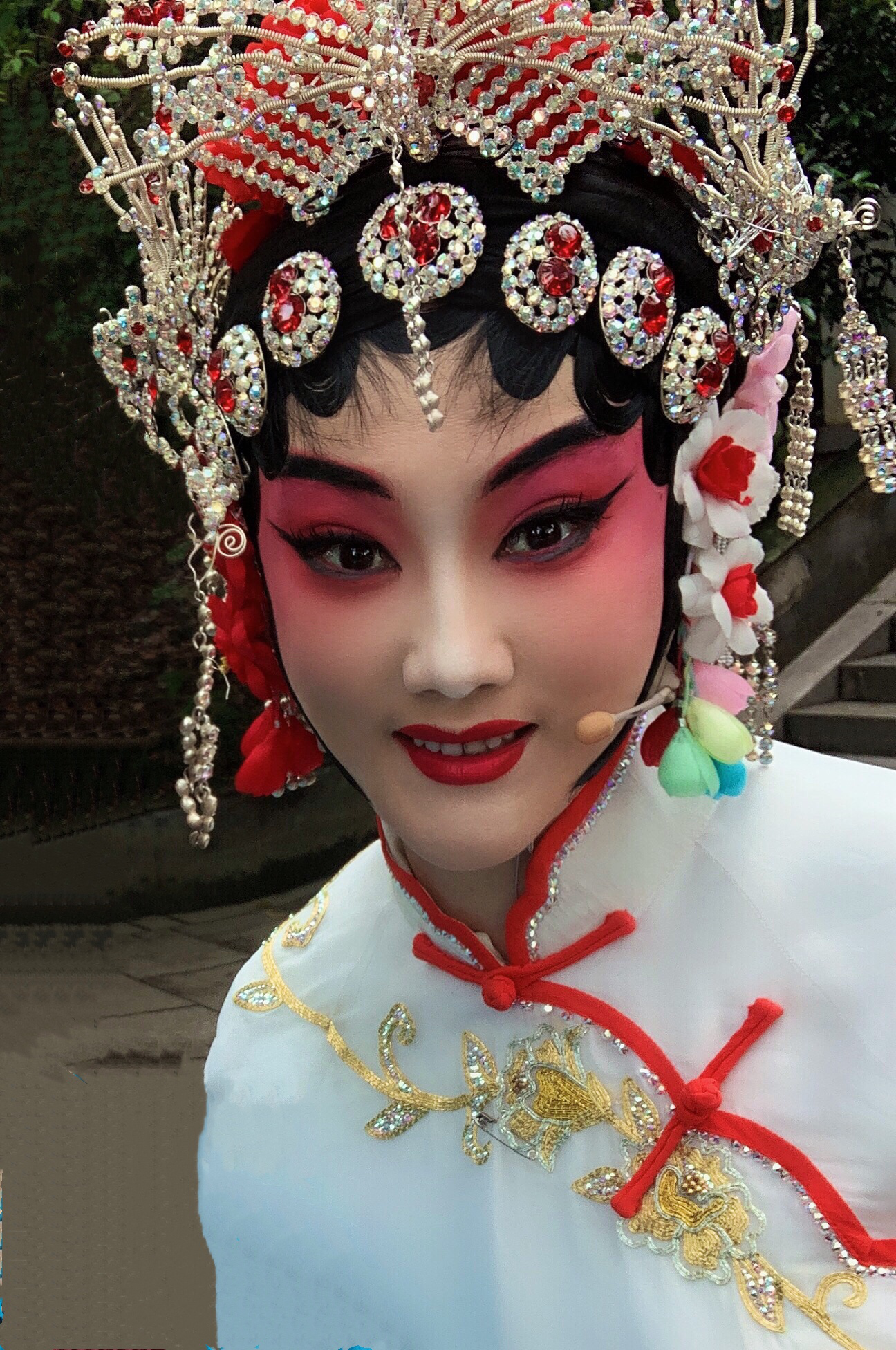 新派评剧青年演员李爽获第五届梁祝戏剧节红梅金花(十佳)称号