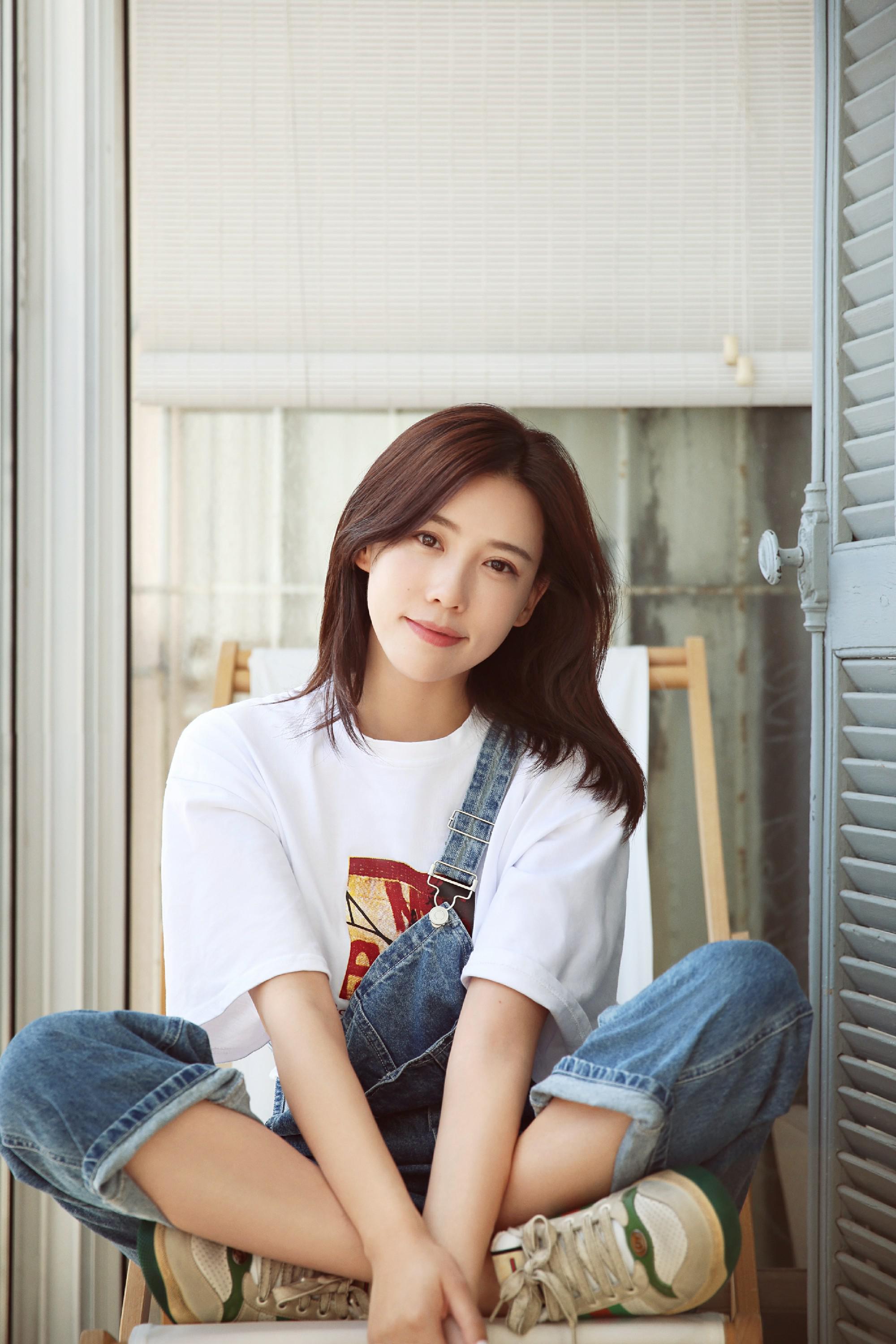 施予斐戛纳红毯被黑得太惨 有幕后黑手颠倒黑白?