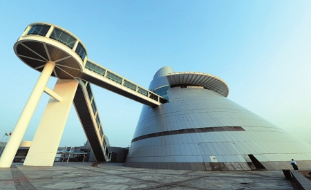 人口锥形_锥形桶(3)