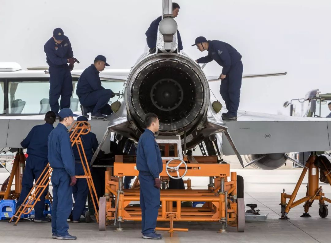 逐梦海天,这只来自东海的"海空雄鹰",依然霸气如初|雄鹰|战鹰|机务_新