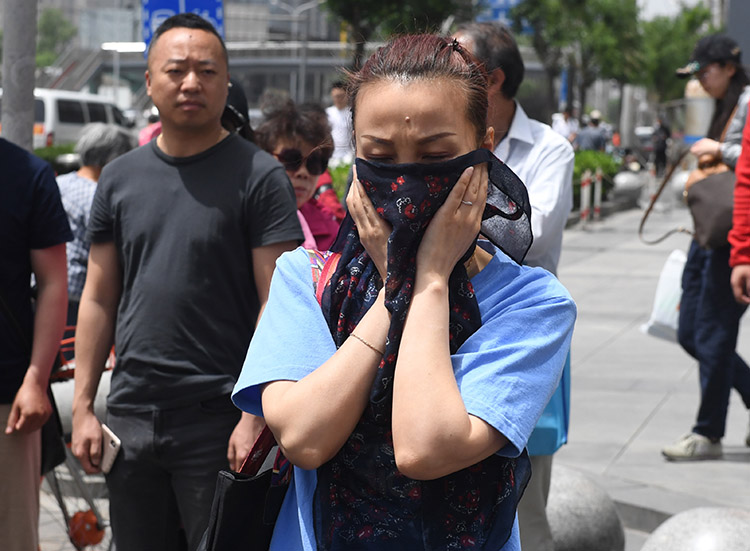 大风蓝色预警 市民出行注意防范