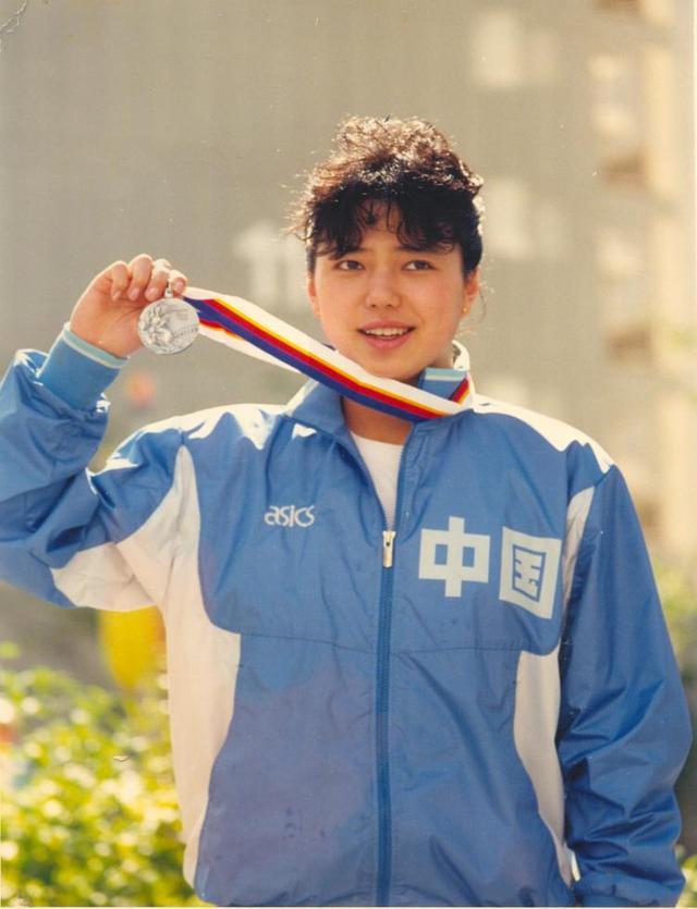 中国奥运冠军在英国产子儿子入英国籍