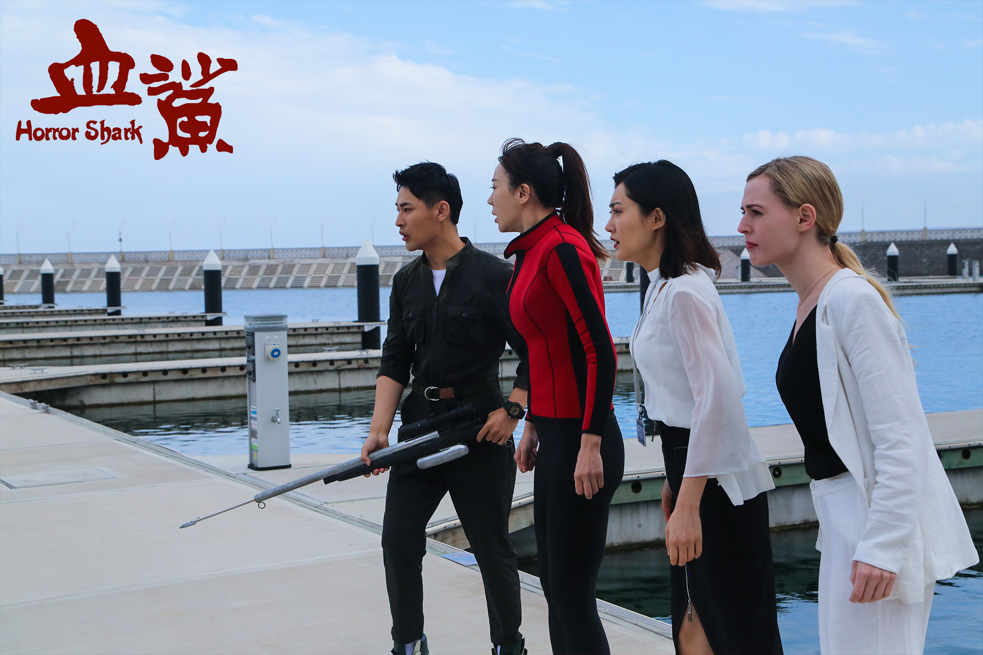 方力申周韦彤主演新片《血鲨》肉搏"变异鲨鱼"|血鲨