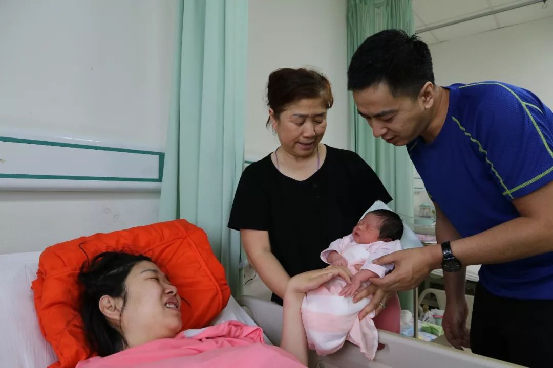 黑龙江32岁渐冻人平安产女全球罕见