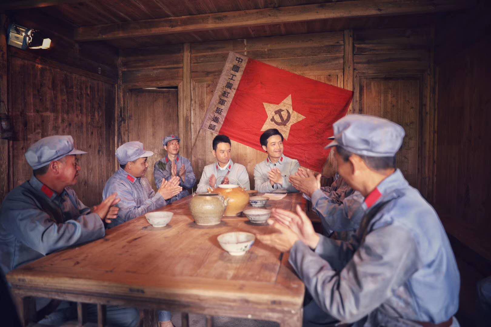 浙江纪录片挺进师紧张拍摄国庆献礼