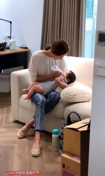 姿势有亮点,网友狂赞