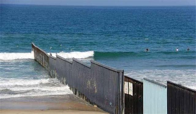 美墨边境:世界上最繁忙的边界,一边是地狱,另一边是天堂!