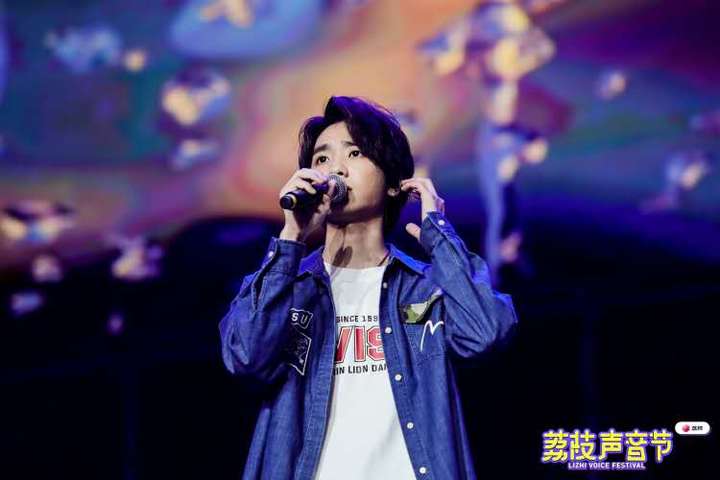 以一针见血指出听众情感问题而出名的主播 nj 天琦就觉得这是一个加分