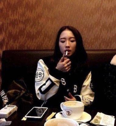 王源抽烟致歉崩了人设人设皆有一崩