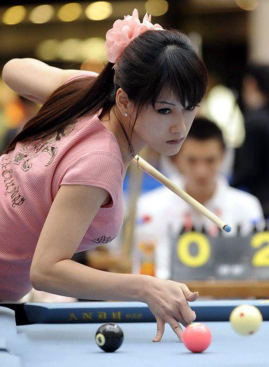 40岁台球女神何心如,美貌不输潘晓婷,拒绝嫁富豪,如今生活拮据