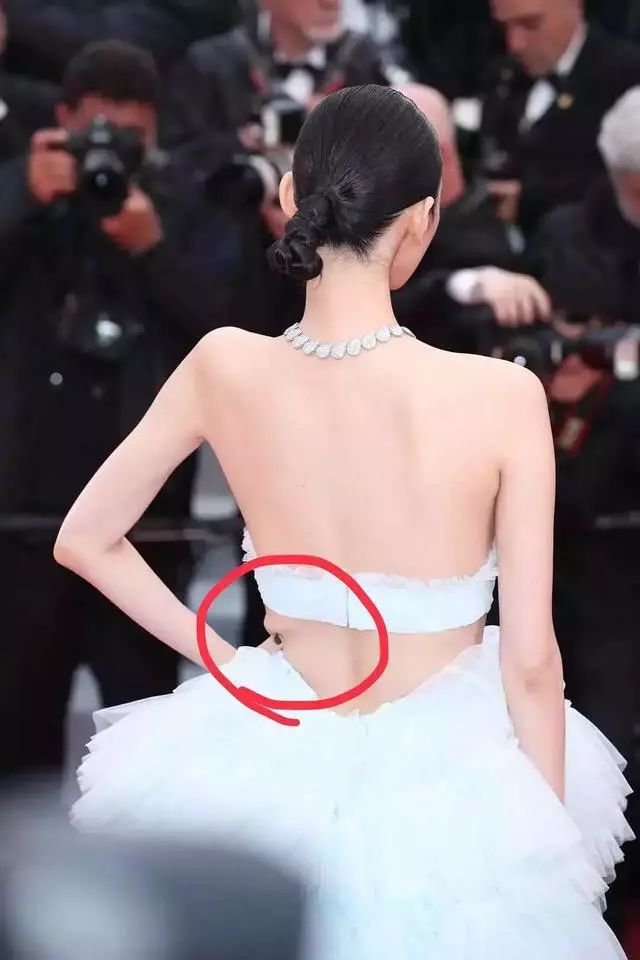 章子怡古力娜扎关晓彤的流量,都要被这个"切副乳"女明星抢光啦!