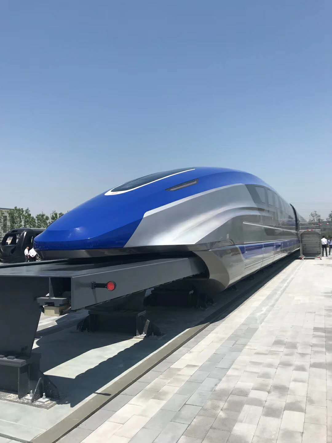 列车可以填补航空与高铁客运之间的旅行速度空白标志着我国在高速磁浮