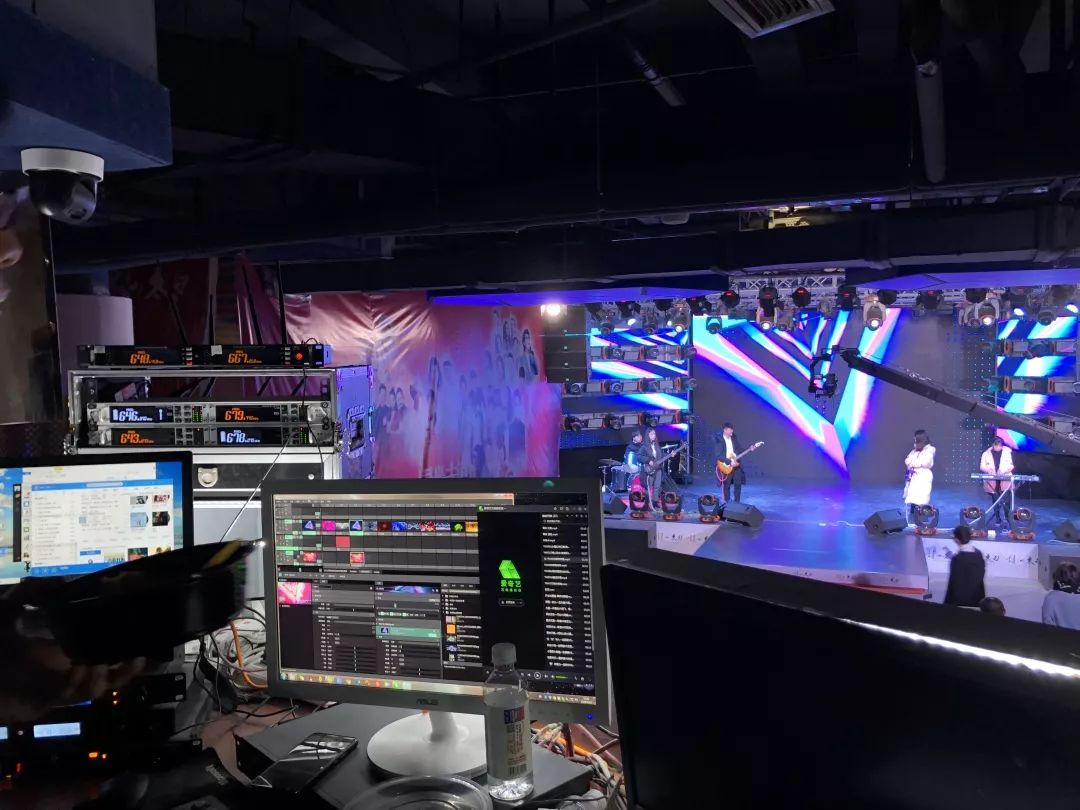 创业故事|四川美术学院研究生王一才:从工程到艺术的创业跨越