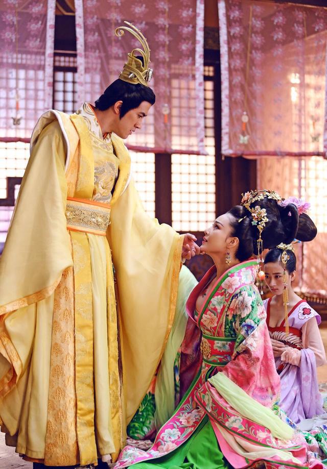 萧淑妃与李治生养三个儿女:大儿子许王李素节;大女儿义阳公主李下玉