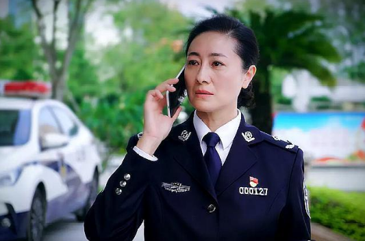 破冰行动中左兰最初邀影后级的她饰演遗憾错过大红的机会