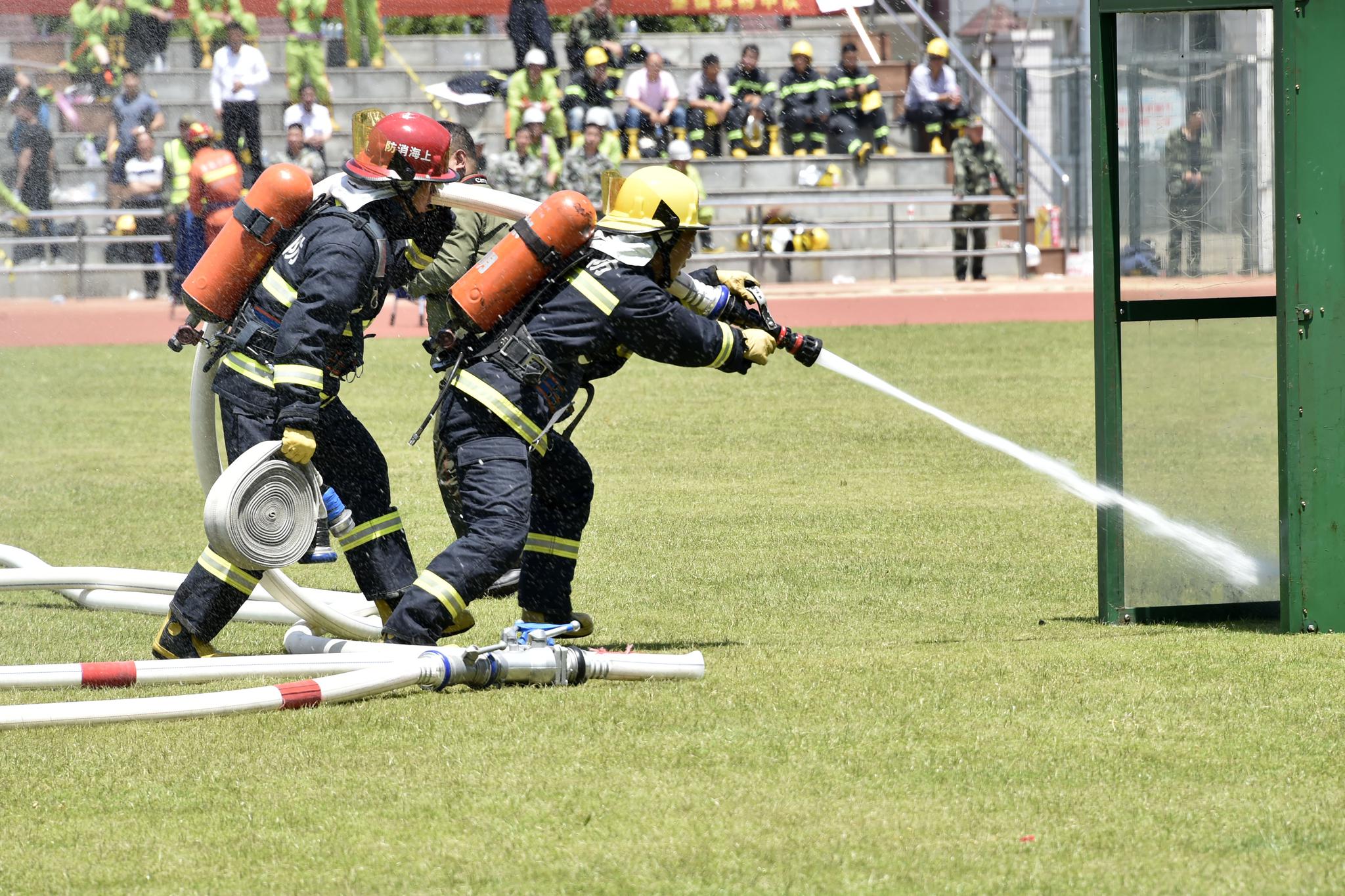 "不堕凌云志 健儿当自强" 崇明区举行首届综合性消防救援队伍暨社会