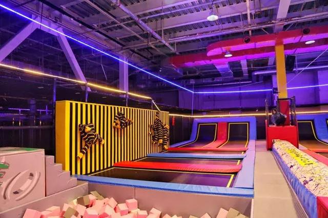 网红蹦床在长春一起来解锁更多床上新姿势嗨到上天