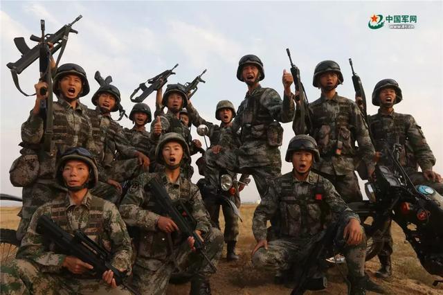 也就是说,只要战斗需要,解放军陆军步兵班中就会瞬间出现6支可以临时