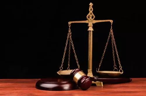 又一上海官员被查 如此“高龄”落马不常见 又一上海官员被查 如此“高龄”落马不常见
