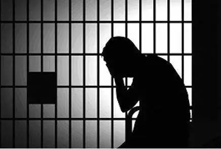 又一上海官员被查 如此“高龄”落马不常见 又一上海官员被查 如此“高龄”落马不常见
