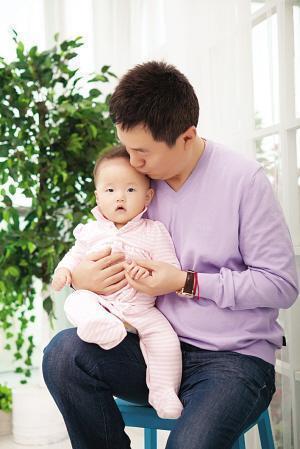 李楠乒乓球事业很好的时候,因为恋爱随后被开除出国家队