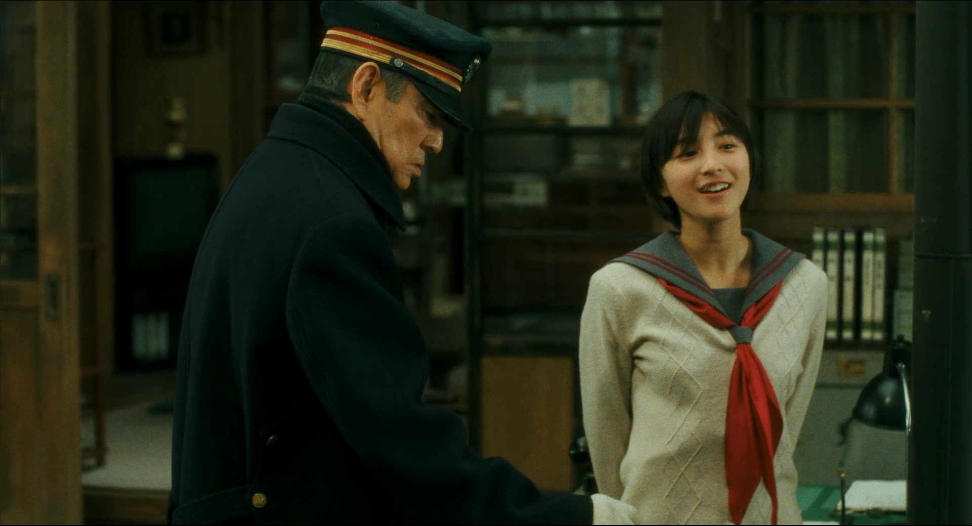 日本导演降旗康男去世,曾执导高仓健主演电影《铁道员》