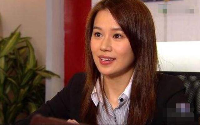 萧正楠黄翠如悄咪咪举办婚礼了，记得他曾因得罪麦浚龙被封杀4年