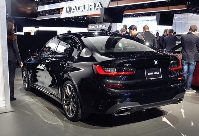 最帅"宝马3系",黑色车身,搭载401马力的3.0t引擎,比5系好看